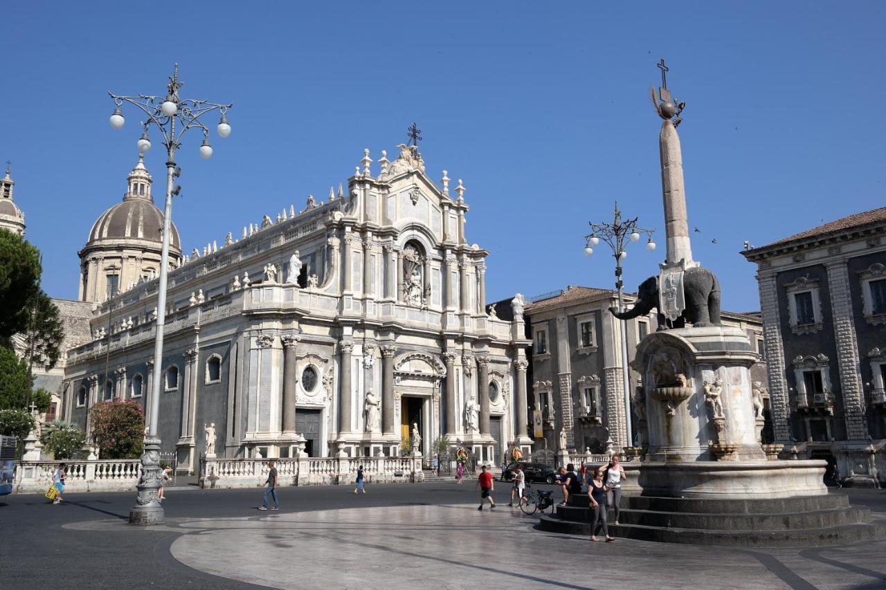 La Casa Del Sole Villa Catania Exteriör bild